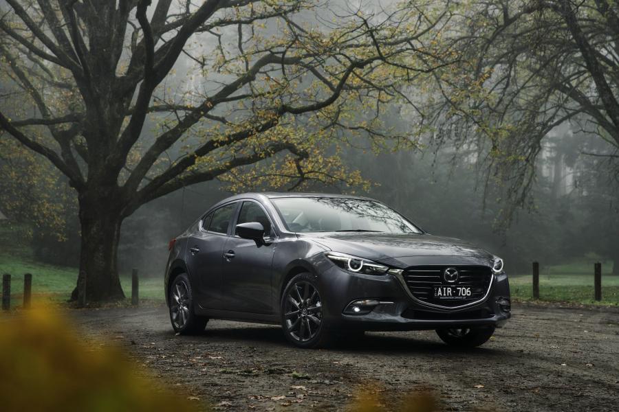  Mazda3 SP25 Astina Sedan (BM) 2016 года  (AU) (фото 19 из 56)